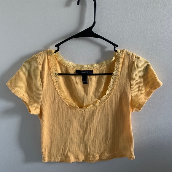 Forever 21 Tops - yellow laced crop top 💛